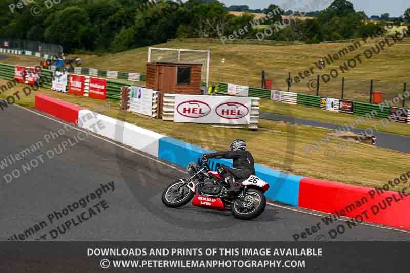 Vintage motorcycle club;eventdigitalimages;mallory park;mallory park trackday photographs;no limits trackdays;peter wileman photography;trackday digital images;trackday photos;vmcc festival 1000 bikes photographs